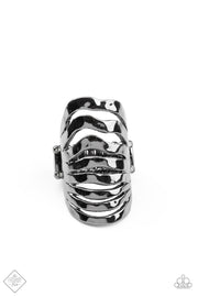 Paparazzi Accessories Sound Waves Ring Black