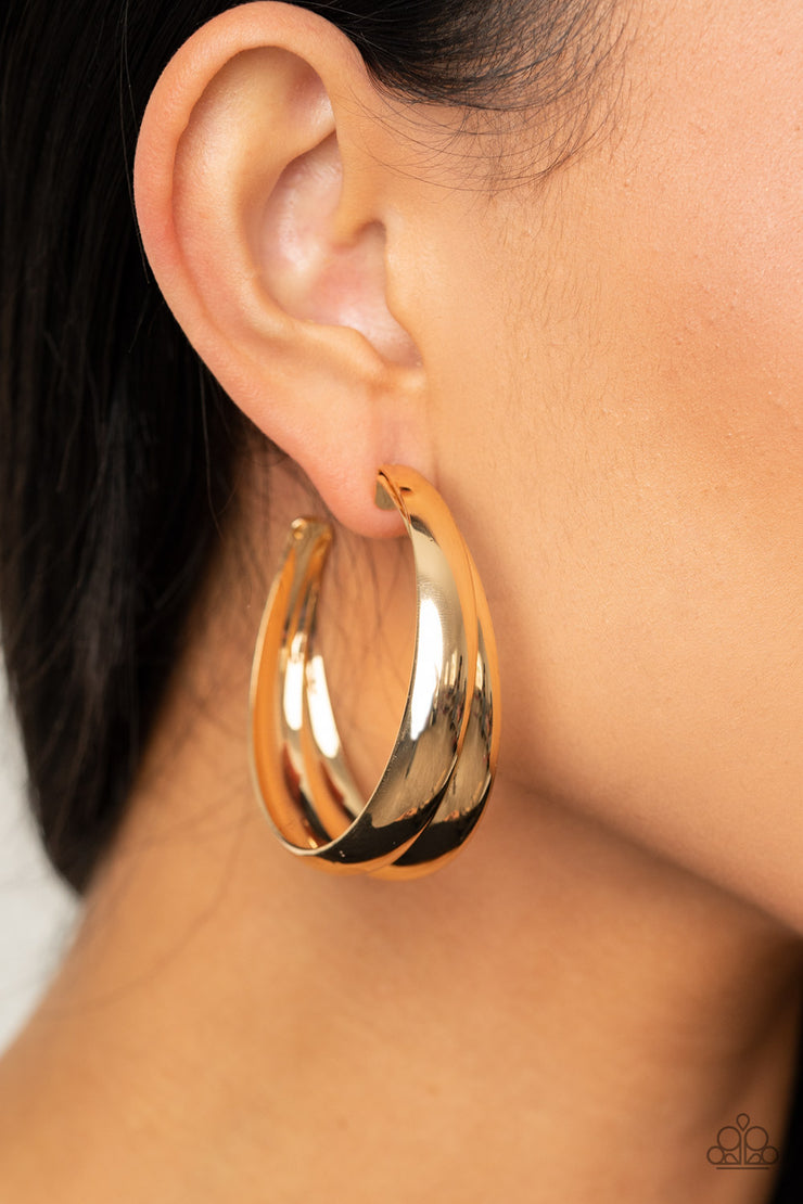 Paparazzi Accessories Colossal Curves - Gold Earrings