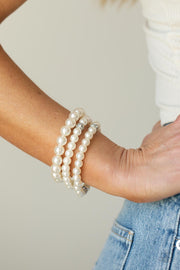 Paparazzi Accessories Here Comes The Heiress - White Bracelet